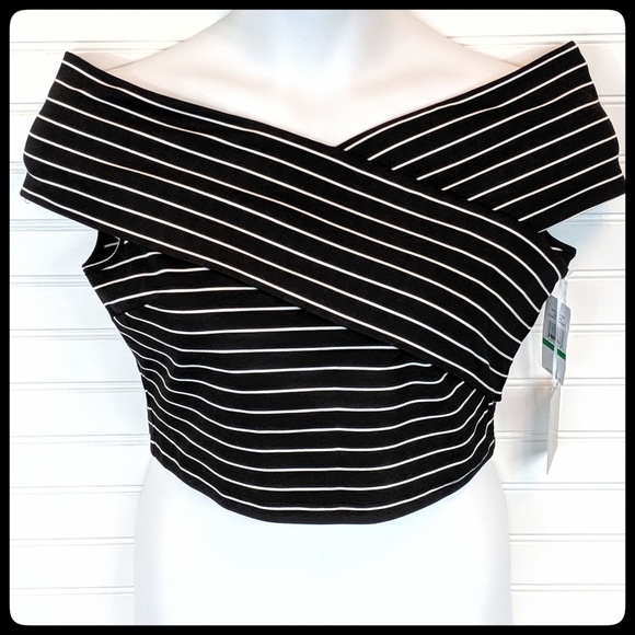 1. State off the shoulder wrap crop top NWT - Picture 3 of 7